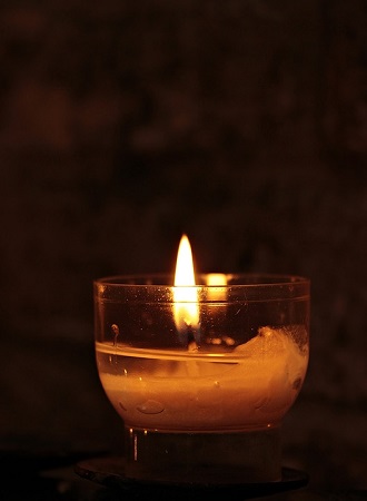 tealight 330